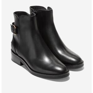 Cole Haan Hampshire Buckle Ankle Boots Black Leather Size 5/5.5 NIB Classic